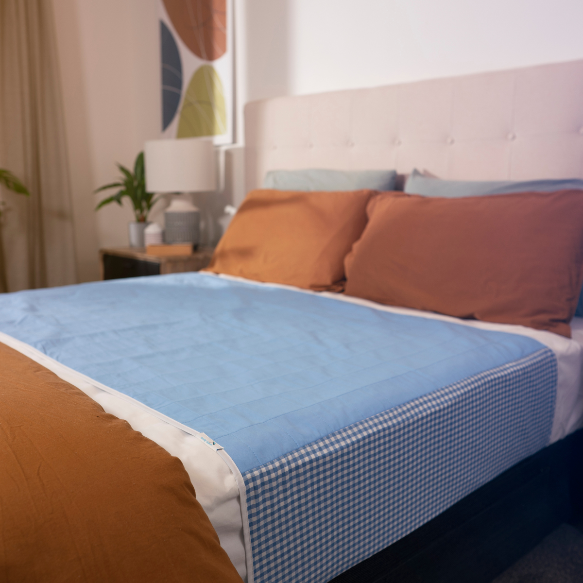 Queen Brolly Sheets bed pad with wings - 2000 ml absorbency
