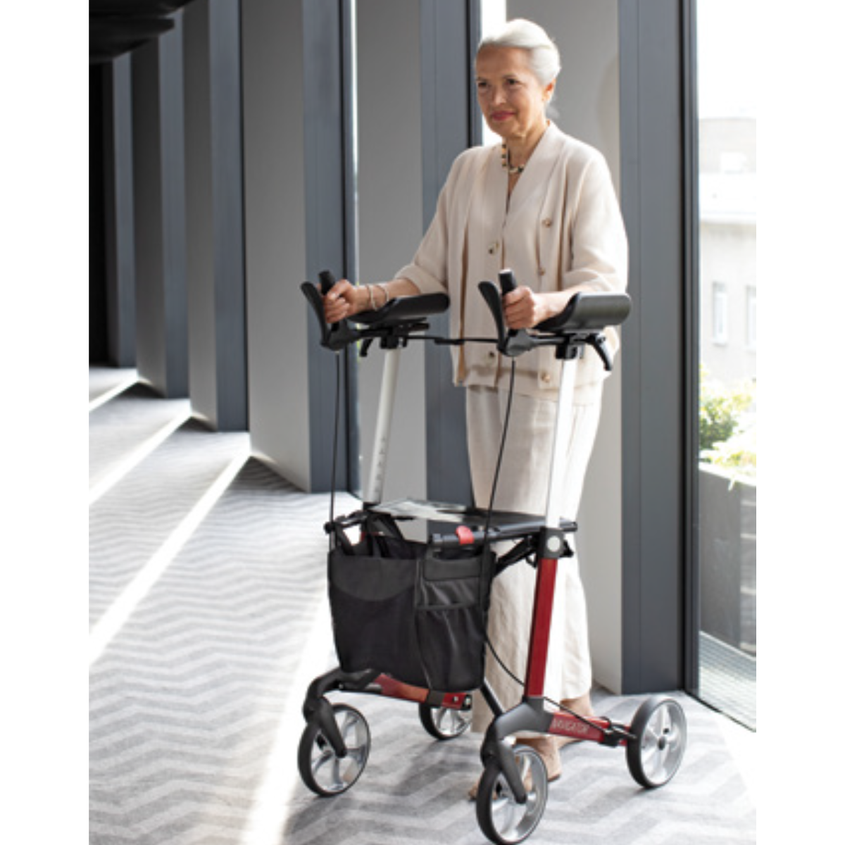 Navigator Server W swivel forearm support Indoor Arthritis Rollator by Rehasense