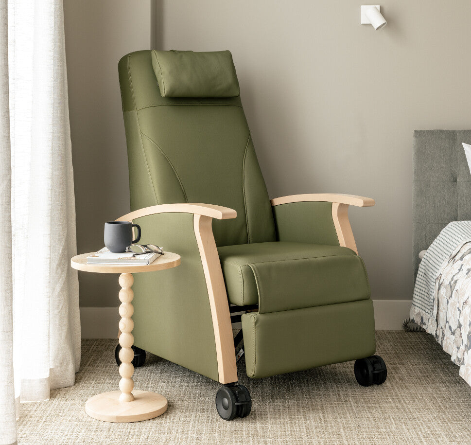 Lloyd mobile recliner chair