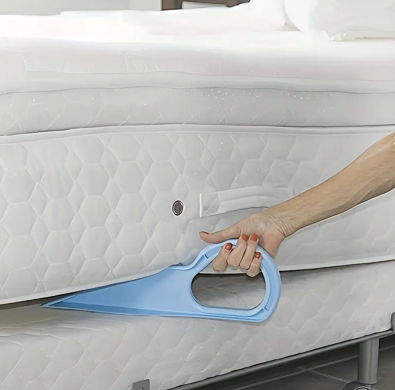 Easy bed making lifter tool